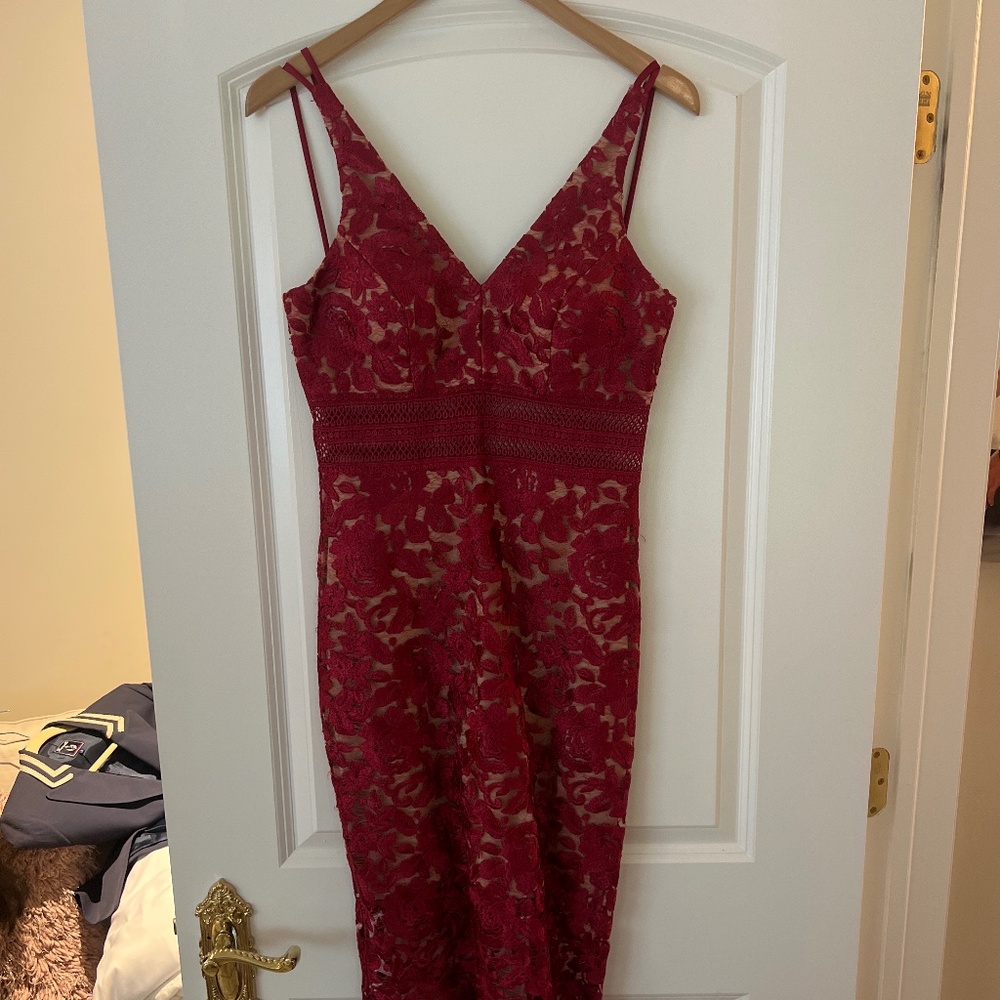 XScape Wine Lace Cocktail Dress